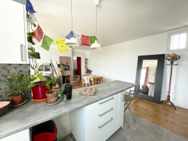 Location
Spacious and Comfortable 3-Room Apartment (loyer tout inclus)