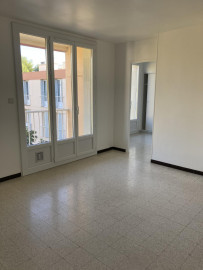 
                                                                                        Location
                                                                                         St-Barnabé – T4 - Résidence fermée, 34 Bd Garoutte