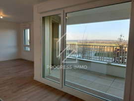 
                                                                                        Location
                                                                                         St Cyr studio de 29,16 m2 avec balcon et parking