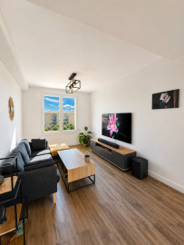 
                                                                                        Vente
                                                                                         St FOY limite LYON 5 – T4 RÉNOVÉ 70M² • DERNIER ÉTAGE • TERRASSE • CAVE  249 000€