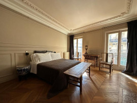 Location
St-Germain-des-Prés (loyer tout inclus)