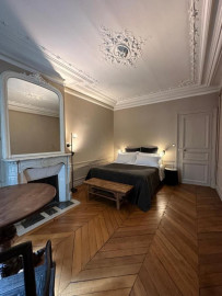 Location
St-Germain-des-Prés (loyer tout inclus)
