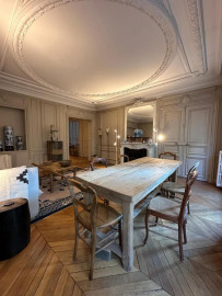 Location
St-Germain-des-Prés (loyer tout inclus)