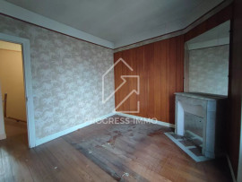 
                                                                                        Vente
                                                                                         St-Maur centre Maison à rénover