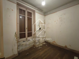 
                                                                                        Vente
                                                                                         St-Maur centre Maison à rénover