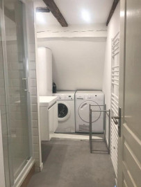 
                                                                                        Location
                                                                                         Strasbourg centre / 2 P. 30 m2