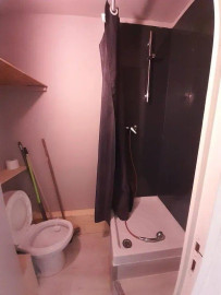 
                                                                                        Location
                                                                                         Studette meublée 13m² Nantes centre