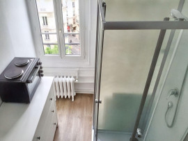 
                                                                                        Location
                                                                                         Studette meublée Oberkampf 7ème avec ascenseur
