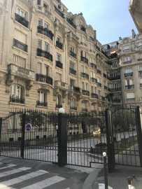 
                                                                                        Location
                                                                                         Studette Paris 16ème métro Passy