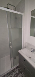 
                                                                                        Location
                                                                                         Studio 1 pièce