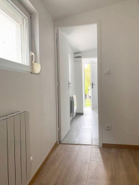 
                                                                                        Location
                                                                                         Studio 13m2 – Terrasse & Box de rangement - RER