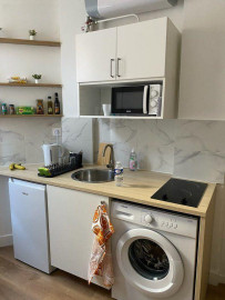 
                                                                                        Location
                                                                                         Studio 15m2