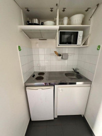 
                                                                                        Location
                                                                                         Studio 17m² Bron