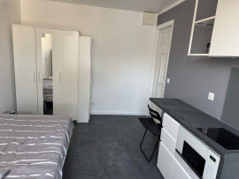 
                                                                                        Location
                                                                                         Studio 17m2 entre Vincennes et bas Montreuil