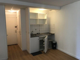 
                                                                                        Location
                                                                                         Studio 18 m2 quartier Jardin Public bordeaux