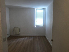 
                                                                                        Location
                                                                                         Studio 18 m2 quartier Jardin Public bordeaux