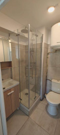 
                                                                                        Location
                                                                                         Studio 19m² RÉNOVÉ À NEUF – Proche Campus Doua