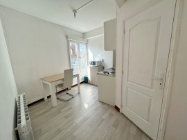 
                                                                                        Location
                                                                                         Studio 20,8m2 au pied de la Citadelle