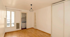 
                                                                                        Location
                                                                                         Studio 21 m2 Paris 11è Métro Voltaire