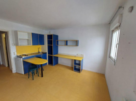 
                                                                                        Location
                                                                                         Studio 21m²  ile de Nantes vue sur Loire