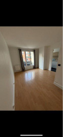 
                                                                                        Location
                                                                                         Studio 21m2 + Balcon Proche Mairie d’Issy