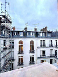 
                                                                                        Location
                                                                                         Studio 21m2 Paris 17è rue Chazelle