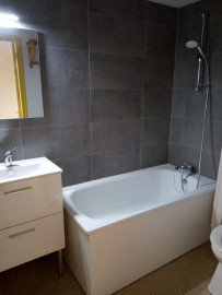 
                                                                                        Location
                                                                                         Studio 22 m² meublé – Vieux Lille – 590 € CC