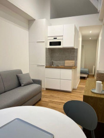 
                                                                                        Location
                                                                                         Studio 23,34 m² - Rue de Rochechouart