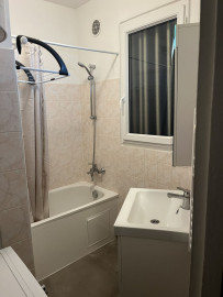 
                                                                                        Location
                                                                                         Studio 23m² - quartier Maison de la Radio Paris 16
