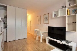 
                                                                                        Location
                                                                                         Studio 24 m2 bien équipé (loyer tout inclus)