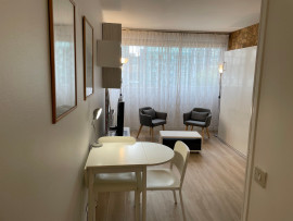 
                                                                                        Location
                                                                                         Studio 24 m2 bien équipé (loyer tout inclus)