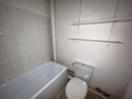 
                                                                                        Location
                                                                                         Studio 24 m2 hyper-centre proche gare