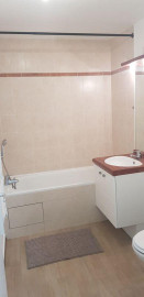 
                                                                                        Location
                                                                                         Studio 25m² avec parking