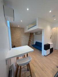 
                                                                                        Location
                                                                                         Studio, 25m2- Malakoff