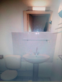 
                                                                                        Location
                                                                                         Studio 27m²