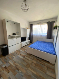 
                                                                                        Location
                                                                                         Studio 2min à pied de la Timone