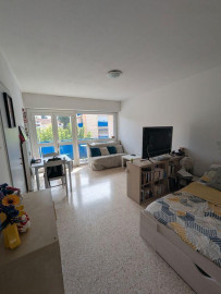
                                                                                        Location
                                                                                         Studio 30 m2 avec balcon