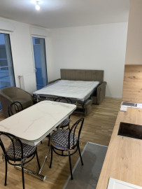 
                                                                                        Location
                                                                                         Studio 33m², neuf, transports, possibilité climati