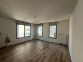 
                                                                                        Location
                                                                                         Studio 33m2 Romainville, proche métro