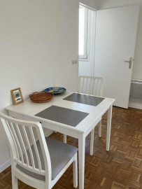 
                                                                                        Location
                                                                                         Studio 35 m² lumineux bien desservi