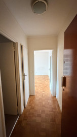 
                                                                                        Location
                                                                                         Studio 35m2 - cuisine équipée & balcon - Paris 13