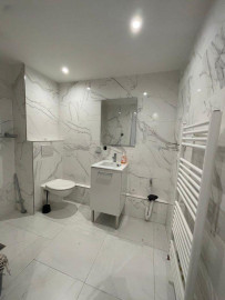 
                                                                                        Location
                                                                                         Studio 36m2 Lilas