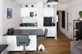 
                                                                                        Location
                                                                                         Studio 4