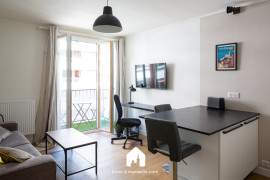 
                                                                                        Location
                                                                                         Studio 4