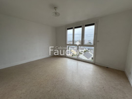 
                                                                                        Location
                                                                                         Studio 