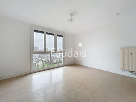 
                                                                                        Location
                                                                                         Studio 