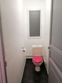 
                                                                                        Location
                                                                                         Studio 75018