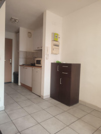 
                                                                                        Location
                                                                                         Studio a deux pas de l'UPVD de Perpignan