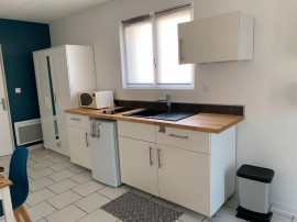 
                                                                                        Location
                                                                                         Studio A LOUER 20,3 m² 445 TCC