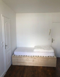 
                                                                                        Location
                                                                                         Studio à louer Belleville (Jourdain) 14m2